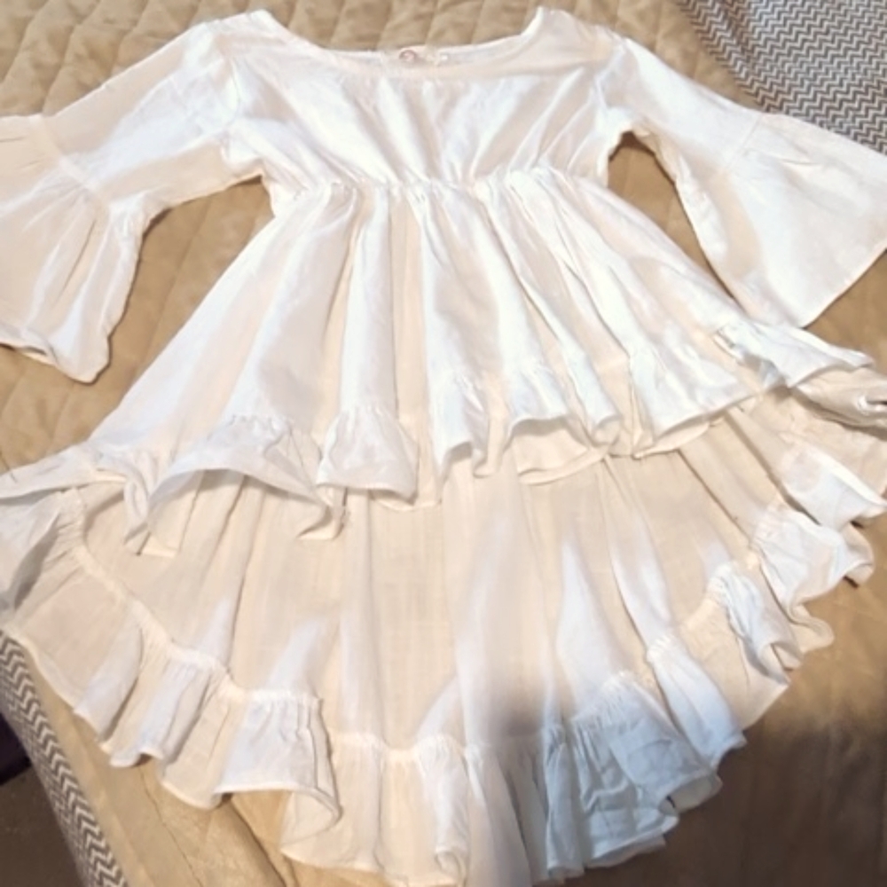 Kids tales  beautiful ruffled linen Top saize 130=7-8yearsk